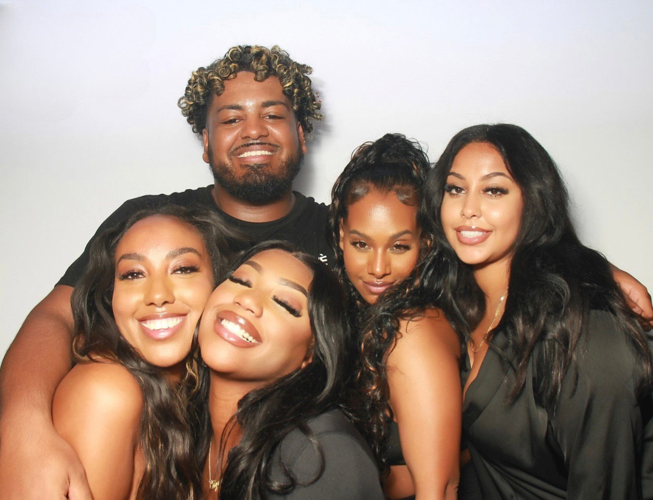 PHOTO BOOTH