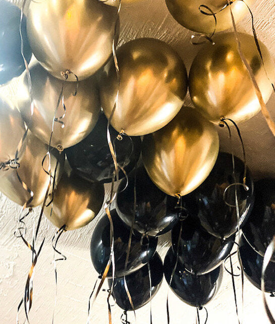 LOOSE BALLOONS