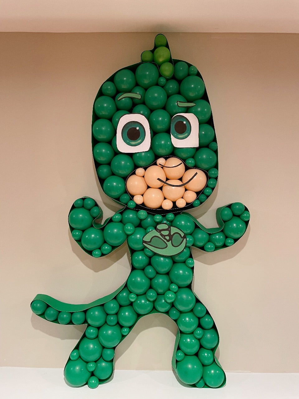 BALLOON MOSAICS (CHARACTERS)